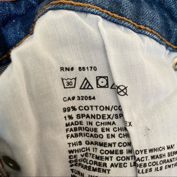 Bdg mid-rise cuffed alexa denim jean shorts size 28 - Picture 5 of 5